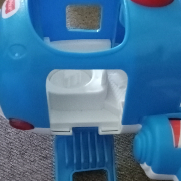 Fisher Price Little People Travel Together Blue Jet Plane, Talking/musical - Picture 6 of 6